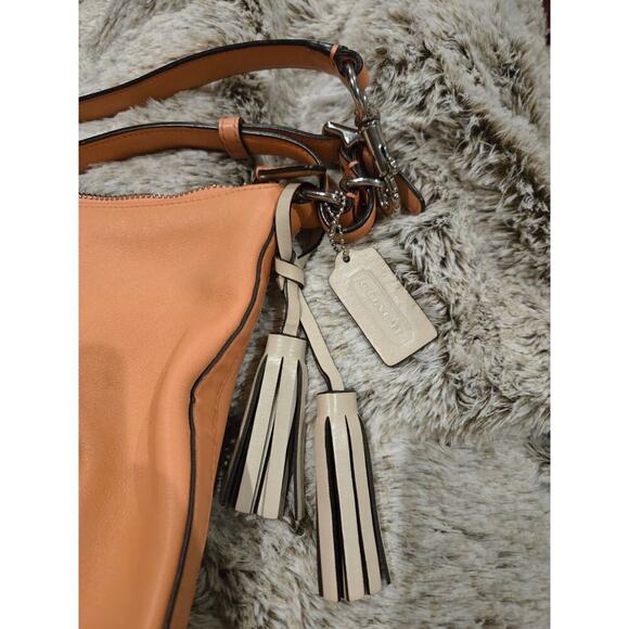 Coach Legacy Courtenay Hobo Bag Coral Sand Perforated Leather - Picture 7 of 11